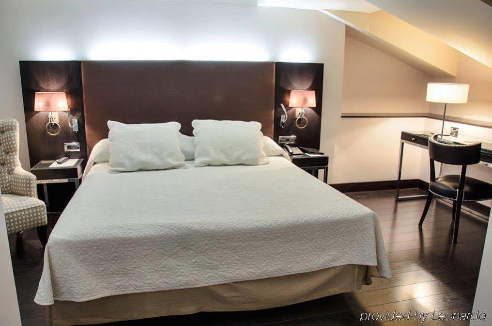 Hotel Boutique Gareus Вальядолид Экстерьер фото