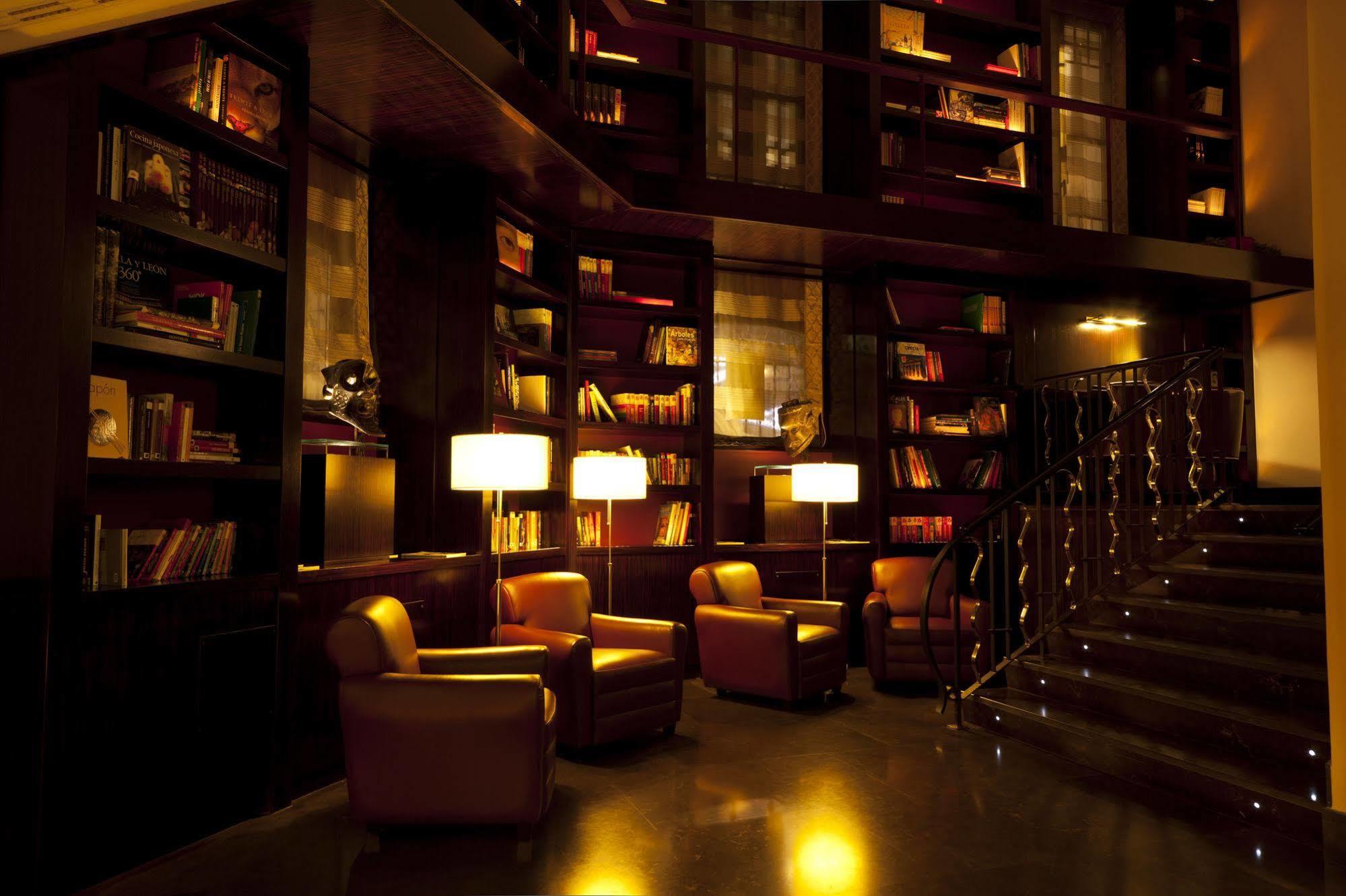 Hotel Boutique Gareus Вальядолид Экстерьер фото