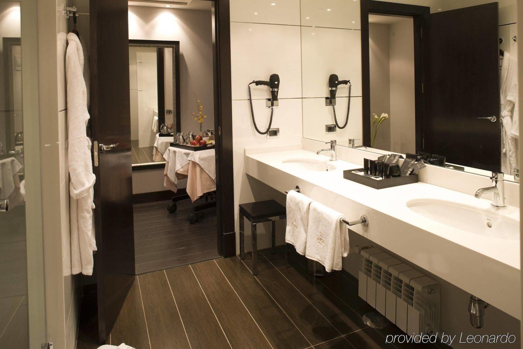 Hotel Boutique Gareus Вальядолид Экстерьер фото